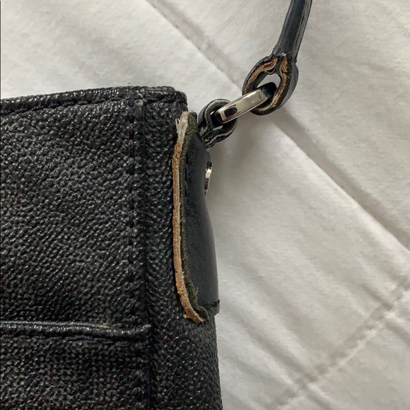 Michael Kors Jet Set Travel Messenger Bag - Picture 14 of 15